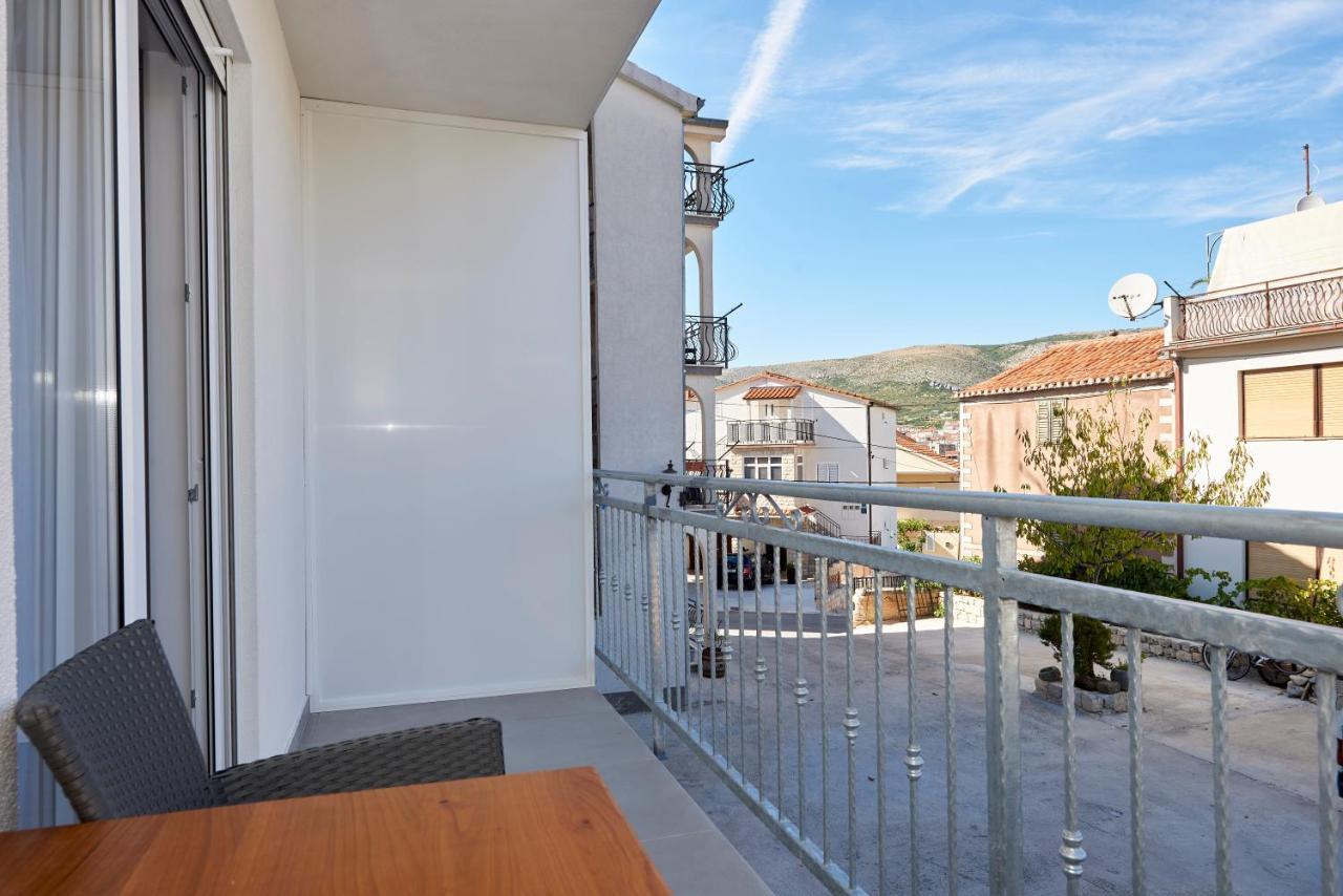 Apartments & Rooms Zaja Trogir Exteriör bild