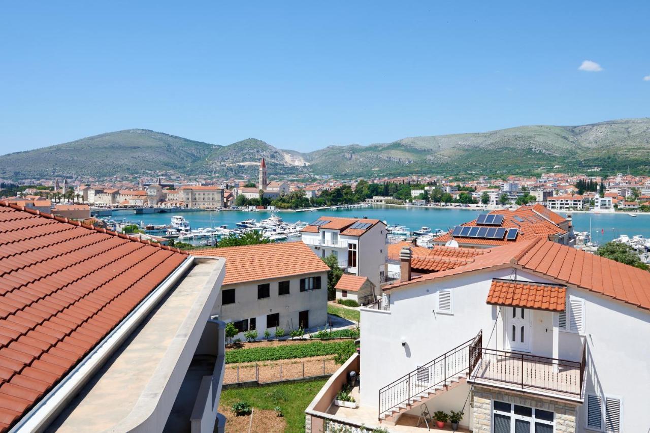 Apartments & Rooms Zaja Trogir Exteriör bild