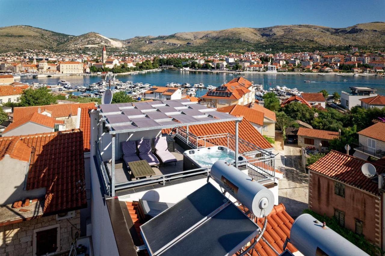 Apartments & Rooms Zaja Trogir Exteriör bild