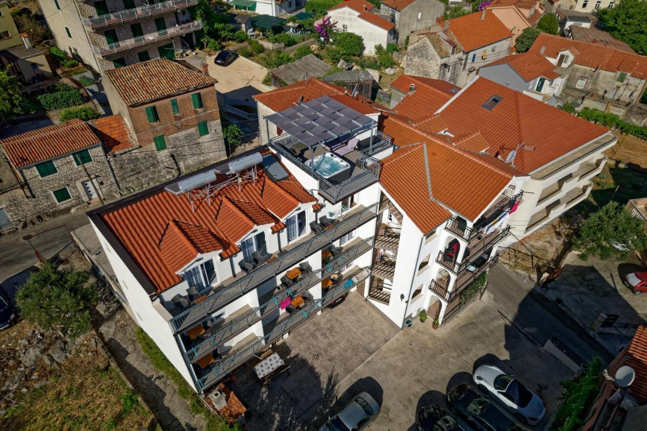 Apartments & Rooms Zaja Trogir Exteriör bild